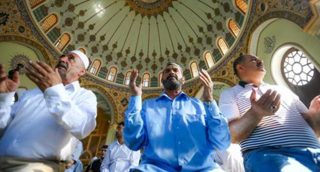 Ramadan in the Haji Javad mosque in Baku. Photo by Aziz Karimov for the "Caucasian Knot"