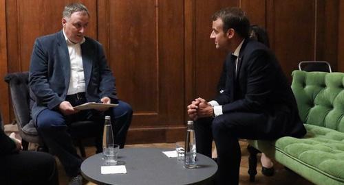 Emmanuel Macron meets Alexander Cherkasov, the head of the Human Right Centre "Memorial". Photo: French President's official Twitter:   https://twitter.com/EmmanuelMacron/status/999791558554738690