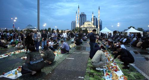 Guests of all-nation iftar in Grozny. Photo by Musa Sadulaev