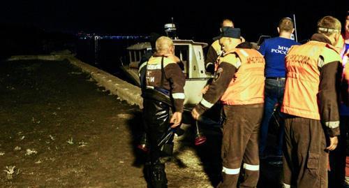 A search and rescue operation on the Volga river. Photo http://34.mchs.gov.ru/operationalpage/operational/item/7041145/