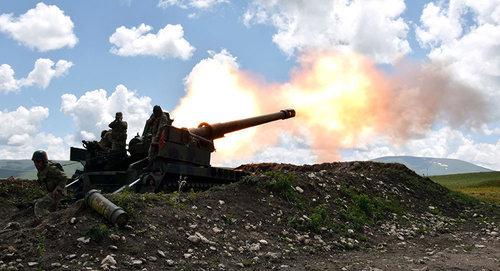 Firing of the Azerbaijani weapons. Photo by the press service of the Azerbaijani Ministry of Defence