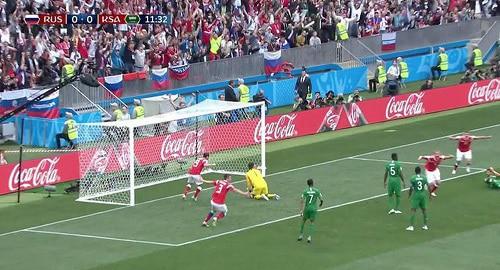 Yuri Gazinsky's goal on June 14, 2018. Screenshot of a live broadcast of the match https://www.youtube.com/watch?v=xoAjKb0mLeo