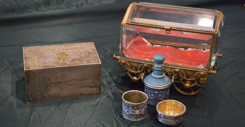 The items of historical and cultural value seized at the customs checkpoint in North Ossetia. Photo by the press service of the customs of North Ossetia