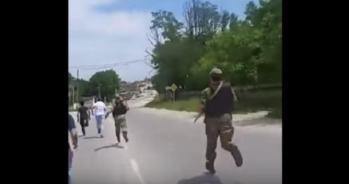 Skirmish of the villagers of Nizhnee Mulebki with "Rosgvardia" servicemen. Screenshot: https://www.youtube.com/watch?v=6J2Ug0DrBdI