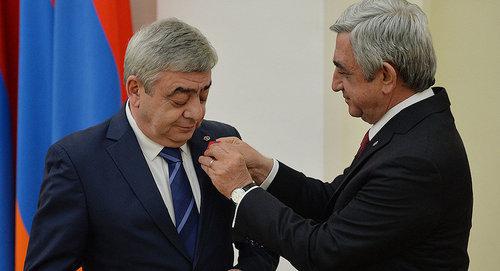 Serzh Sargsyan, a President of Armenia,  gives an award to his brother Levon Sargsyan. Photo by the press service of the President of Armenia http://www.president.am