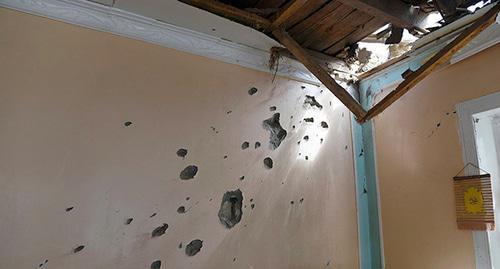Traces of shelling in a house in Azad Garagoyunlu village of Terter region of Azerbaijan. Photo: © SPUTNIK/ MURAD ORUJOV, http://ru.sputnik.az/photo/20160405/404462472.html