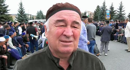 Malsag Uzhakhov, a member of the organizing committee of the rally in Magas https://www.youtube.com/watch?v=MP8DuZa47aQ