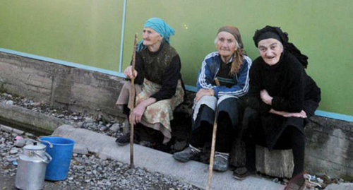 Pensioners in Georgia. Photo: Nodar Tskvirashvili, RFE/RL