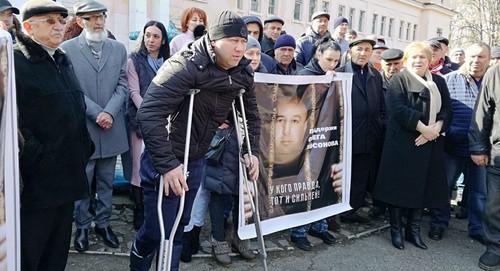 Soslan Khosonov, the brother of Oleg Khosonov, came to a rally in his support. Beslan, February 16, 2019. Photo by Emma Marzoeva for the "Caucasian Knot"