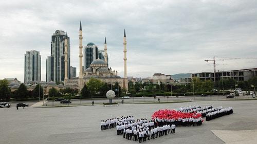 Ramadan flashmob in Grozny. Photo: press service of the City Administration, http://grozmer.ru
