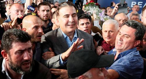 Mikhail Saakashvili (in the centre) in Kiev. May 29, 2019. Photo: REUTERS/Gleb Garanich