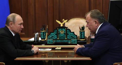 Vladimir Putin and Makhmud-Ali Kalimatov. Photo: Kremlin press service,  http://kremlin.ru/events/president/news/60833