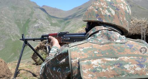 An Armenian soldier. Photo by the press service of the Armenian Ministry of Defence http://www.mil.am/hy/news/6108