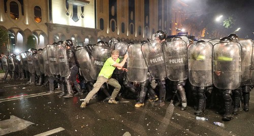 Policemen during protest rally, June 20, 2019. Photo: REUTERS/Irakli Gedenidze