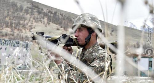 An Armenian soldier. Photo by the press service of the Ministry of Defence for Armenia http://www.mil.am/hy/news/6254