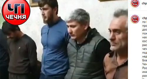 Residents of the Kurchaloi District at the police station. Screenshot: https://www.instagram.com/p/B3z8sDaFCaJ/