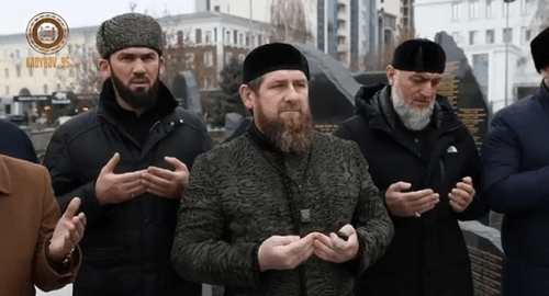 Ramzan Kadyrov and Magomed Daudov at the mourning rally on February 23, 2020. Screenshot of the video on Instagram https://www.instagram.com/p/B86iC4Do2CN/