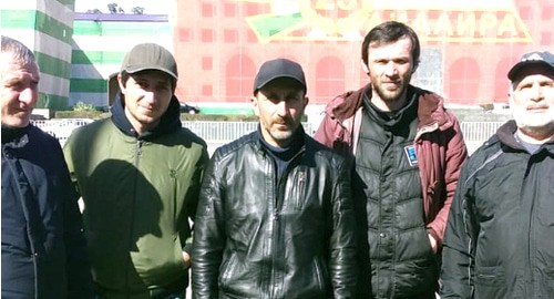 Djansukh Adleiba (in the center), Ivan Achba (in the maroon jacket) and other participants of the hunger strike. Photo by Djansukh Adleiba for the "Caucasian Knot"