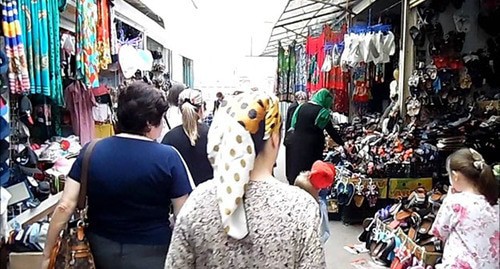 Market in Makhachkala. Screenshot: https://www.youtube.com/watch?v=acW4dock95M
