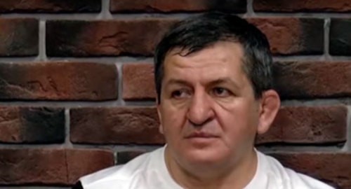 Abdulmanap Nurmagomedov. Screenshot of the video by "Vremya Sporta" https://www.youtube.com/watch?v=HWyclHTd89o