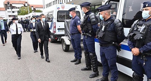 Gerald Darmanen, head of the French MIA, meeting Saint-Dizier law enforcers. Screenshot from Instagram post by gerald_darmanin