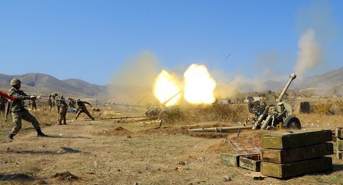 Azerbaijani army shelling Karabakh with artillery fire on October 20, 2020. Photo by Azerbaijani Ministry of Defence https://mod.gov.az/az/news/ermenistan-silahli-quvvelerinin-ates-noqtelerine-artilleriya-bolmelerimiz-zerbeler-endirir-video-33121.html