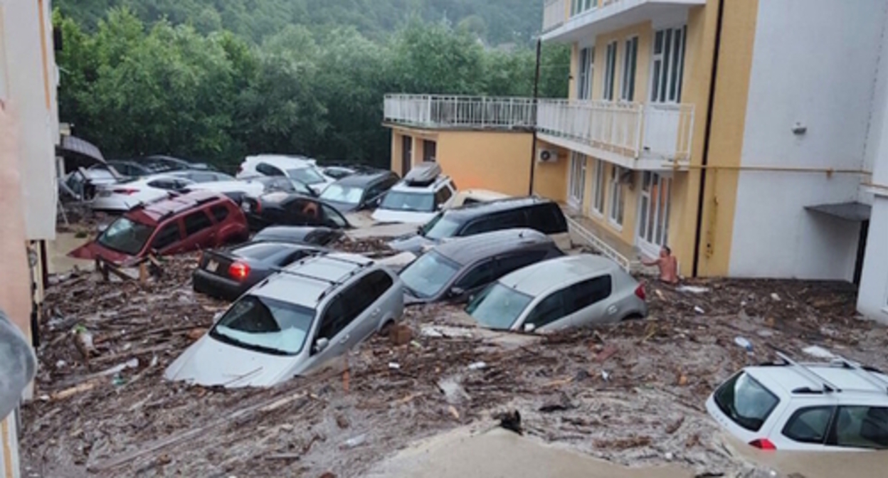 Consequences of the flooding in Tuapse. Photo by the operational headquarters of the Krasnodar Territory