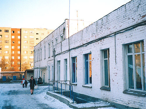 Temporary Accommodation Centre (TAC) for displaced persons in Grozny, 2003. Photo by www.chechnyafree.ru