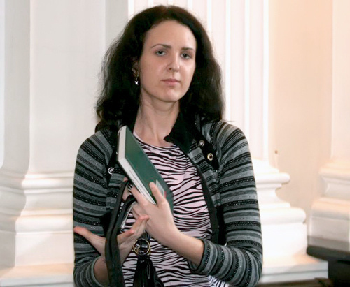 Egle Kusaite in premise of the District Court
of Vilnius, Lithuania. March 2011. Photo by
Ruslan Kondratiev, www.balsas.lt