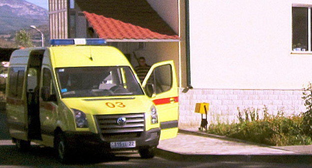  

Ambulance at the "Arevik" Children Hospital, Nagorno-Karabakh, Stepanakert, September 28, 2012. Photo by Alvard Grigoryan for the "Caucasian Knot"
