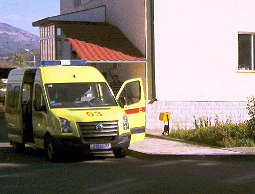  

Ambulance at the "Arevik" Children Hospital, Nagorno-Karabakh, Stepanakert, September 28, 2012. Photo by Alvard Grigoryan for the "Caucasian Knot"