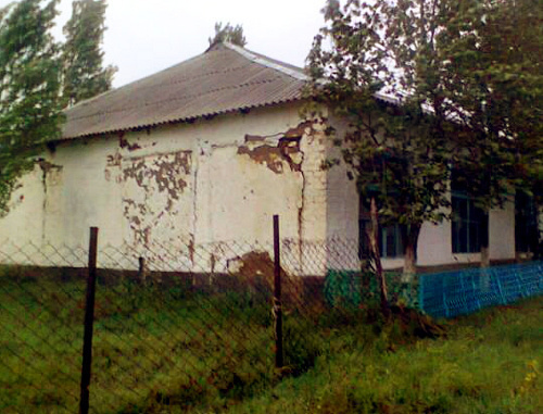 School building in Terechnoe village. Dagestan, Khasavyurt District. September 5, 2013. Photo by villager Lyuba Basharova.  