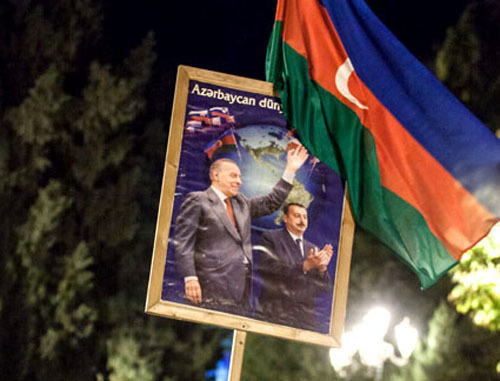 Poster of Ilham Aliev supporters. Baku, October 9, 2013. Photo by Aziz Karimov for the ‘Caucasian Knot’.  