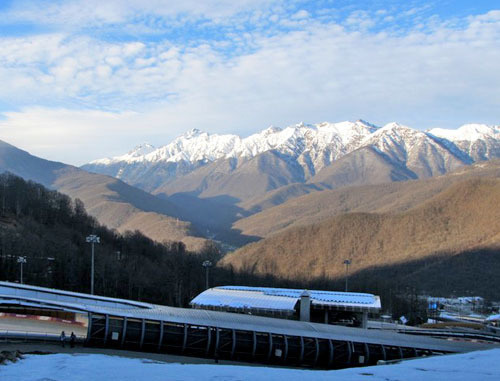 Bobsleigh and sleigh road. The ski resort "Roza Khutor". Krasnodar Region, March 2014. Photo by Tatyana Ukolova for the "Caucasian Knot"