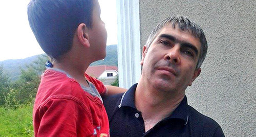 Riziuan Kamgotov with his son Aydamir. June 2014. Photo from the archive of Fatima Kumykova