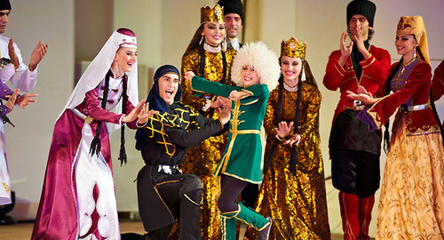 Abkhazian folk dance. Photo: Vkontakte page of Abkhazia folk dance ensemble ‘Sharatyn’, http://vk.com/club5097117 Abkhazian folk dance. Photo: Vkontakte page of Abkhazia folk dance ensemble ‘Sharatyn’, http://vk.com/club5097117