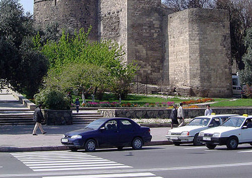 Azerbaijan, Baku, Maiden Tower. Photo by http://ru.wikipedia.org Azerbaijan, Baku, Maiden Tower. Photo by http://ru.wikipedia.org