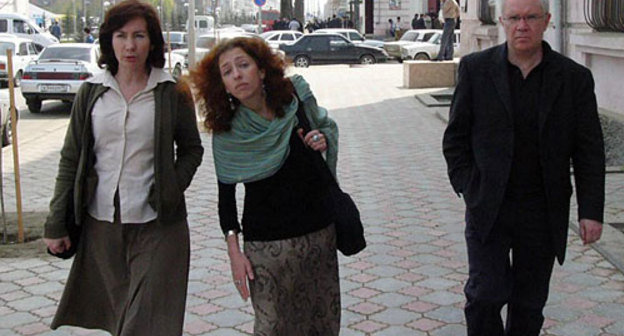 Natasha Estemirova (left) and Tanya Lokshina (right). Photo by http://picasaweb.google.ru/averh.sova Natasha Estemirova (left) and Tanya Lokshina (right). Photo by http://picasaweb.google.ru/averh.sova