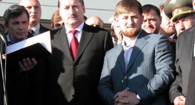 Ramzan Kadyrov (right). Photo by www.chechnyafree.ru Ramzan Kadyrov (right). Photo by www.chechnyafree.ru