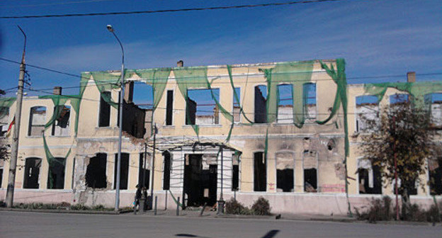Tskhinvali, the University. November, 2009. Photo by the "Caucasian Knot" Tskhinvali, the University. November, 2009. Photo by the "Caucasian Knot"