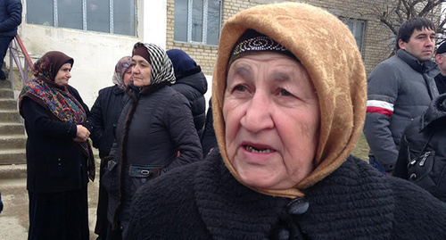 Resident of Dagestan at the rally. Photo by Patimat Makhmudova for the "Caucasian Knot"