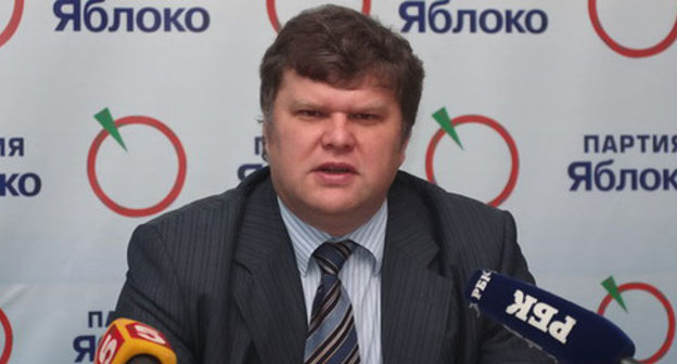 Sergey Mitrokhin, the leader of the Russian "Yabloko" Party. Photo: the official site of the "Yabloko" Party http://www.yabloko.ru/Press/2008/080829_spb.html