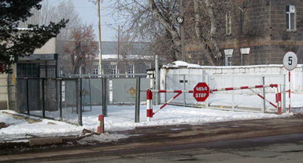 Entry to the territory of the 102nd Russian military base in Gyumri. Photo by Tigran Petrosyan for the "Caucasian Knot"