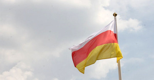 Flag of South Ossetia. Photo: http://osinform.ru/foto/page/28/