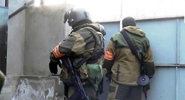 Special operation. Photo: http://nac.gov.ru/nakmessage/2015/04/07/v-kbr-provedena-kontrterroristicheskaya-operatsiya.html