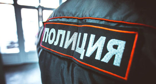 Law enforcer. Photo by Maxim Tishin/Yugopolis