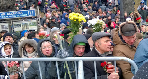 Queue for the memorial service for Boris Nemtsov. Moscow, March 3, 2015. Photo by Vyacheslav Feraposhkin for the "Caucasian Knot"