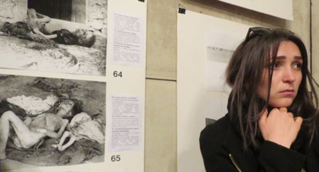 The photo exhibition dedicated to the 100th anniversary of the Ottoman Empire. Stepanakert, April 23, 2015. Photo by Alvard Grigoryan for the "Caucasian Knot"