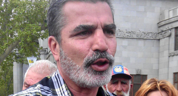 Veteran of the Karabakh War Khachik Avetisyan, Yerevan, April 28, 2015. Photo by Tigran Petrosyan for the ‘Caucasian Knot’. 