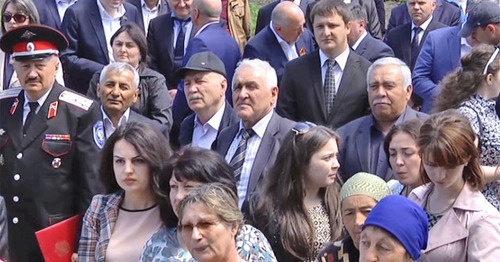 The participants of the rally-concert dedicated to the 58th anniversary of the return of the Karachay people from exile. Cherkessk, May 3, 2015. Photo http://www.riakchr.ru/v-karachaevske-proshel-torzhestvennyj-miting-posvyashchennyj-dnyu-vozrozhdeniya-karachaevskogo-naroda/